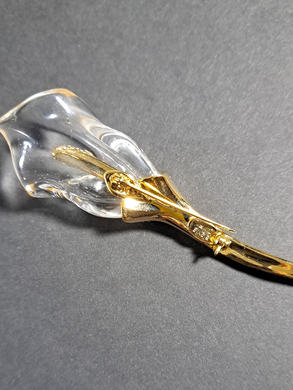 Alexis Bittar Vintage RARE Clear Lucite Calla Lily Brooch Swarovski Crystals - Picture 4 of 10
